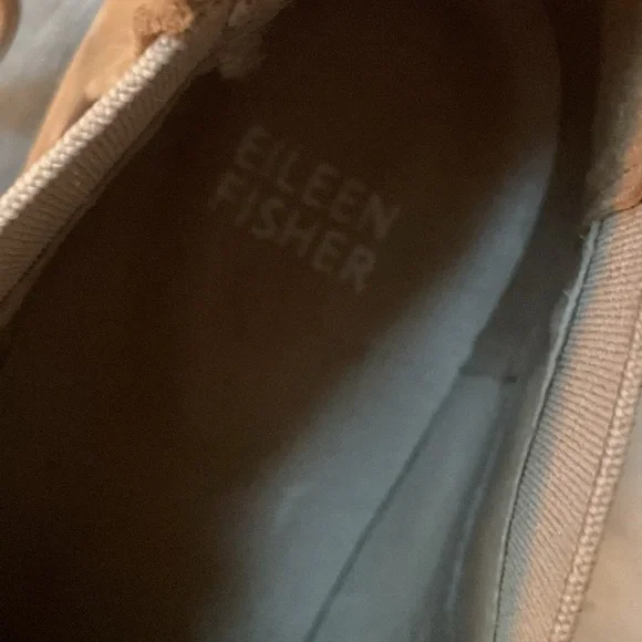 Eileen Fisher Taupe Lace-Up Shearling-Trim Ankle Boots 8 - Picture 7 of 8